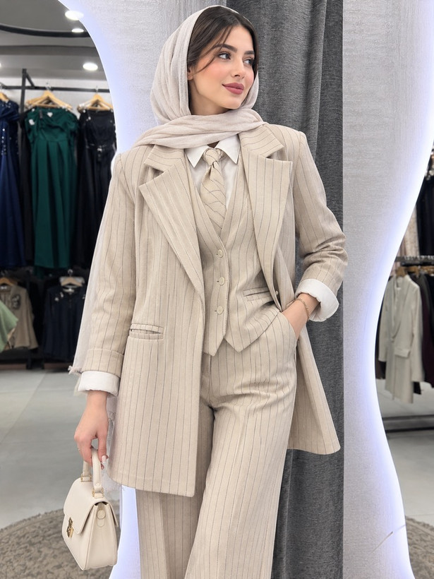 کت شلوار کراواتی